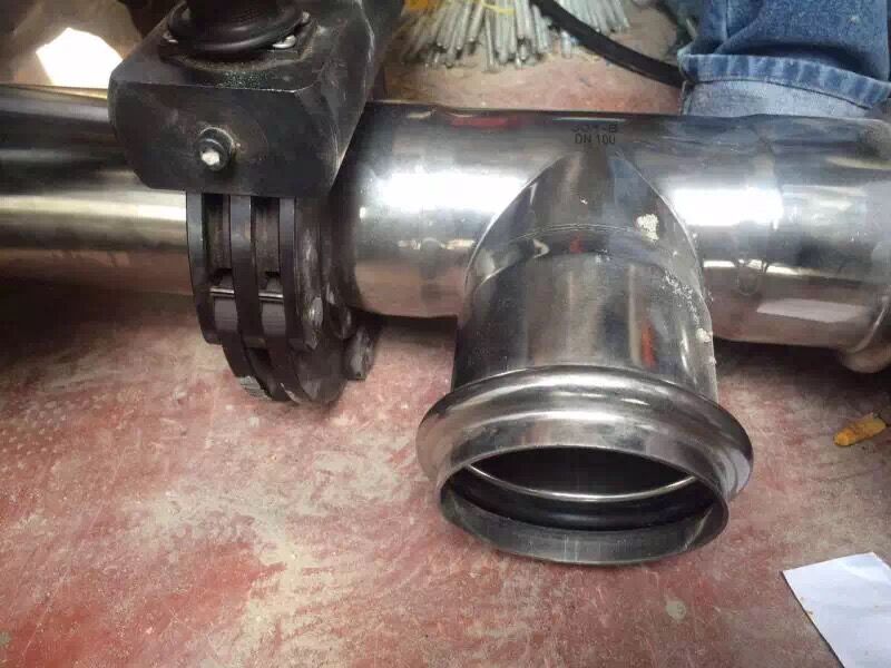 薄壁不銹鋼水管雙卡壓管件連接 薄壁不銹鋼水管雙卡壓管件連接